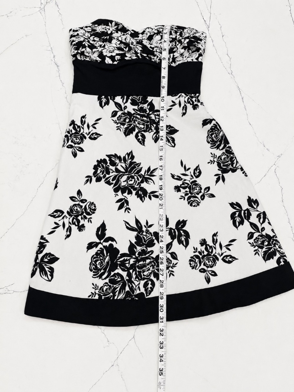 White House Black Market Strapless Black & White A Line Fit & Flare Size 6 - Picture 10 of 11